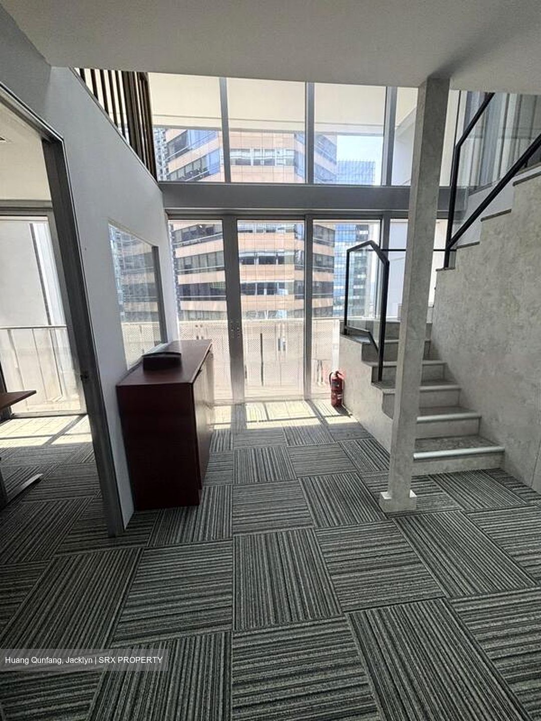 Eon Shenton (D2), Office #631105291
